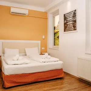 3* Hotel Metro