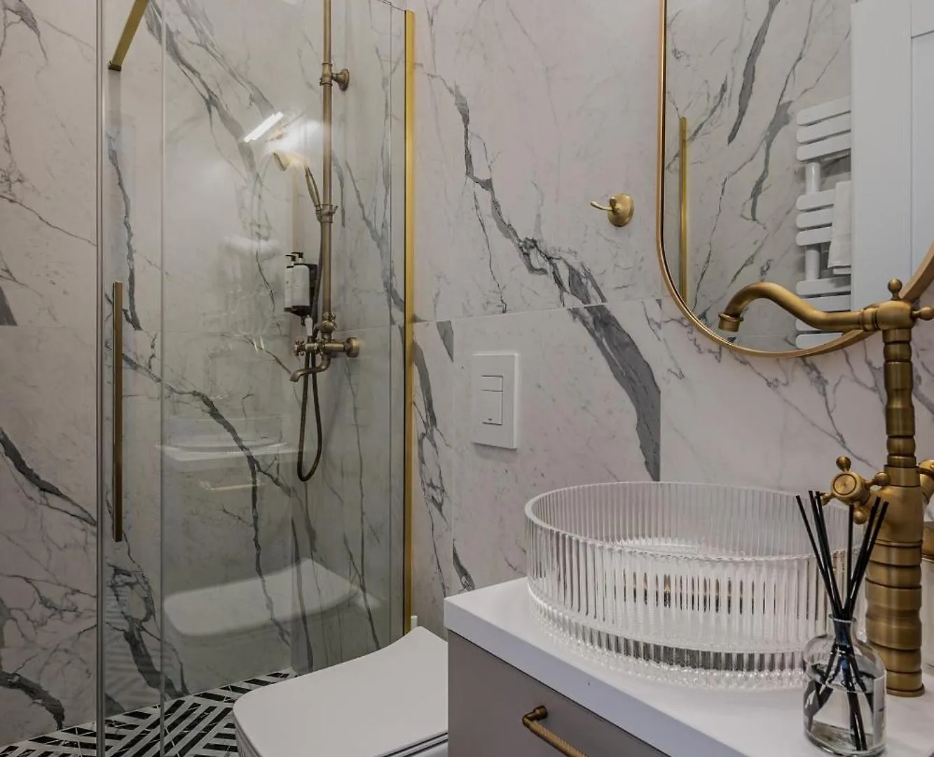 Timeless Boutique Suites By Bqa Budapest Apartment